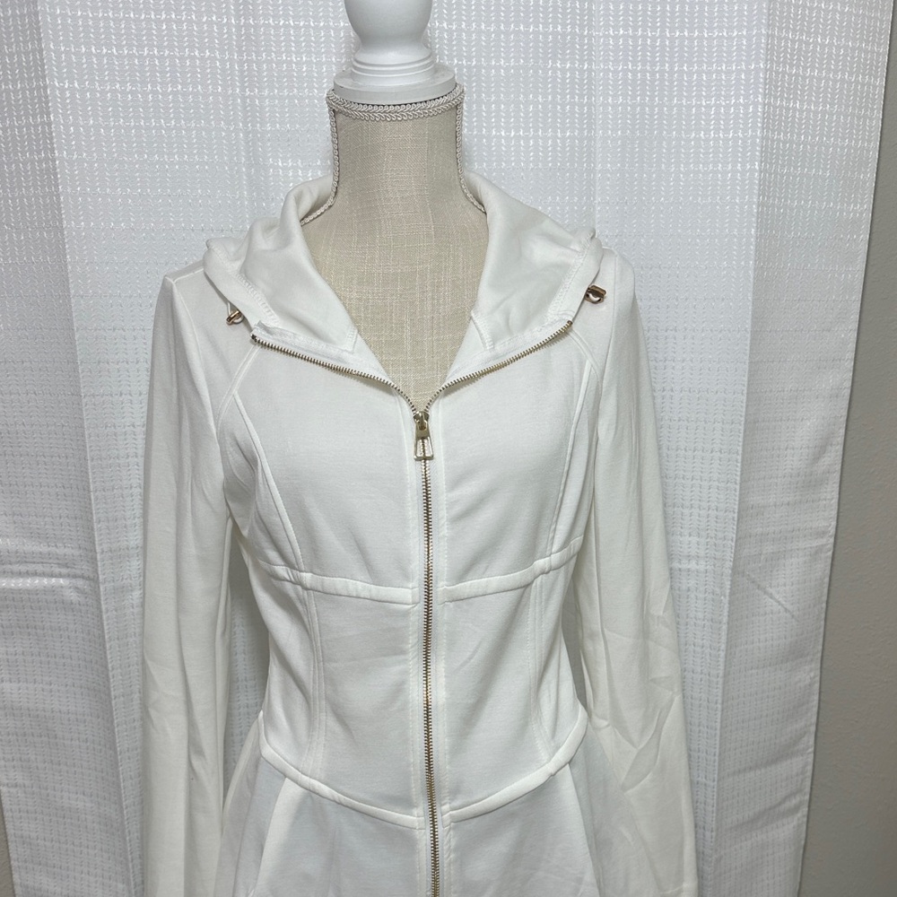 Ellegant and Stylish Women's White Jacket